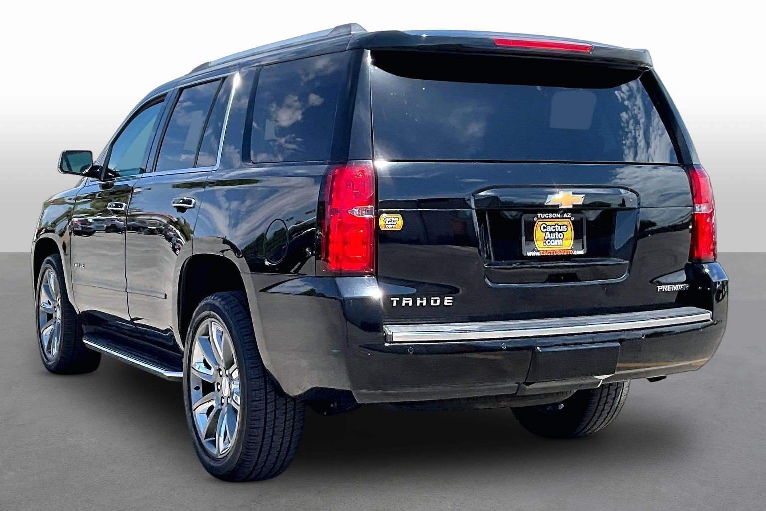 Used 2019 Chevrolet Tahoe Premier AWD/4WD image 11