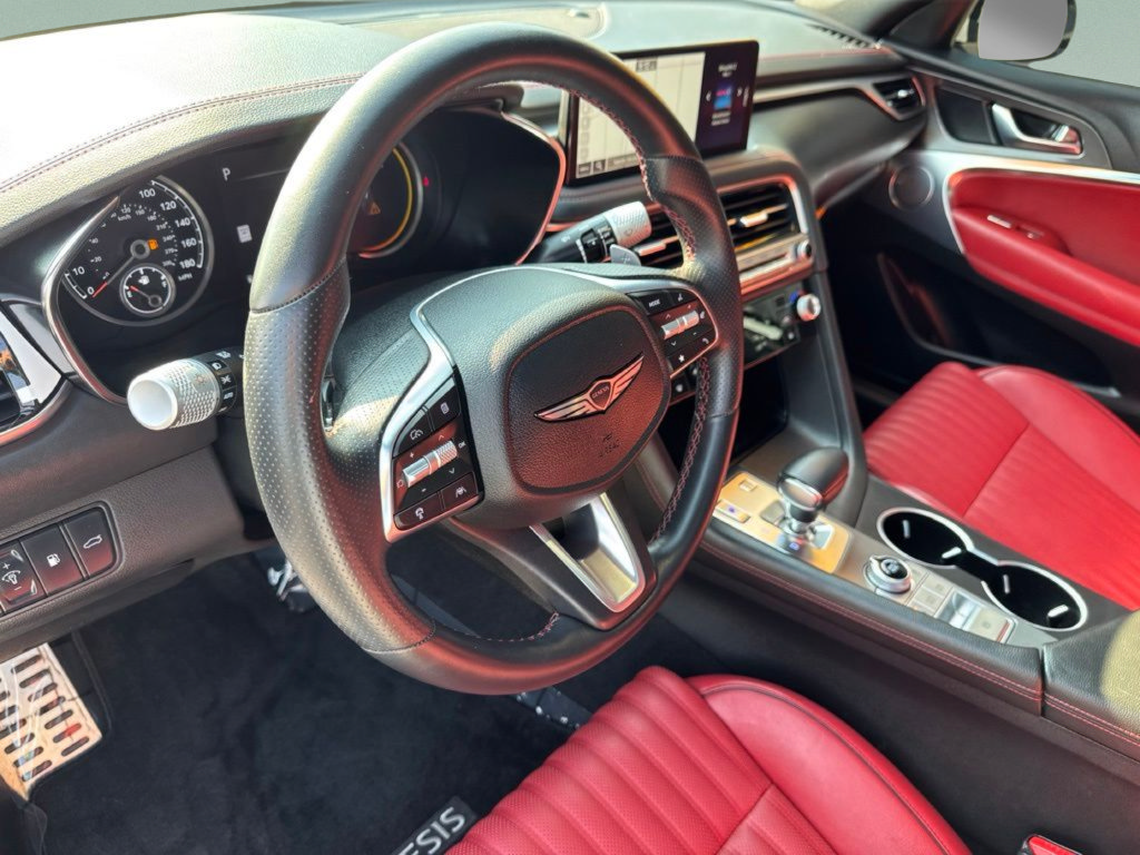 Used 2025 Genesis G70 2.5T w/ Sport Prestige Package RWD image 18