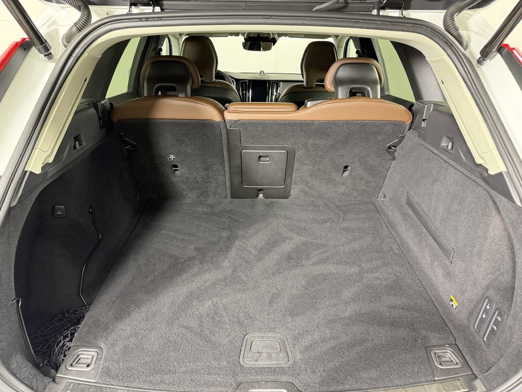 Used 2019 Volvo XC60 T6 Inscription AWD/4WD image 10
