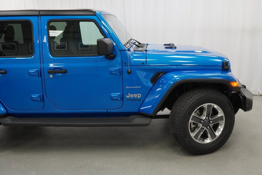 Certified 2022 Jeep Wrangler Unlimited Sahara w/ Cold Weather Group image 11