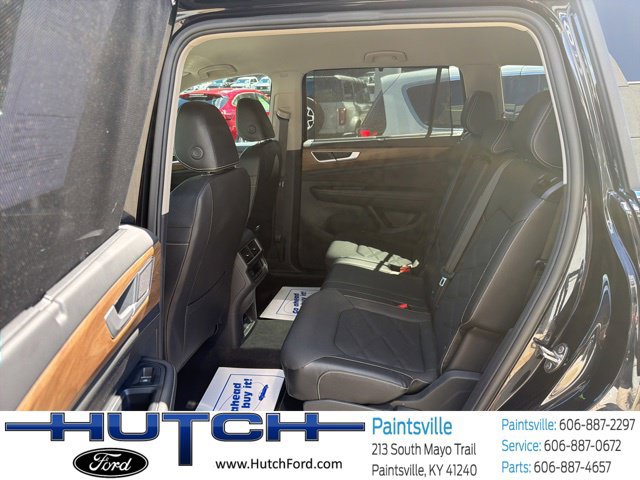 Used 2025 Volkswagen Atlas SE AWD/4WD image 10