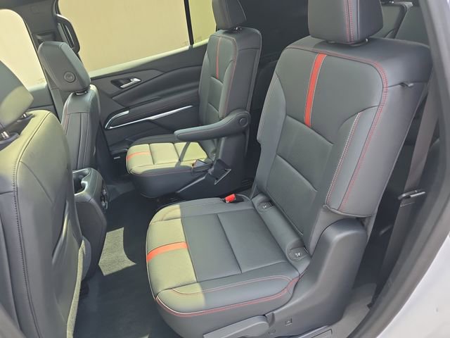 Used 2024 Chevrolet Traverse RS image 15