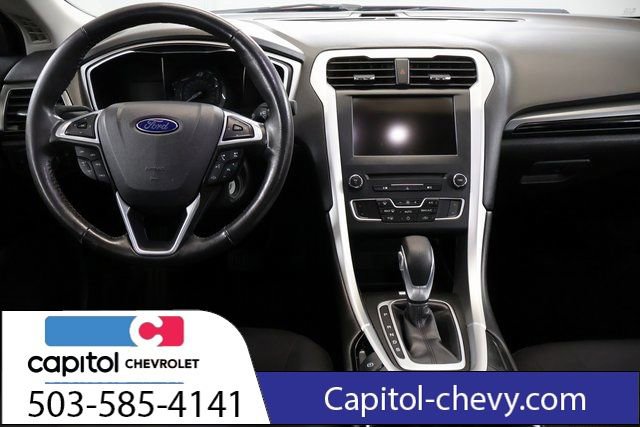 Used 2016 Ford Fusion SE FWD image 13