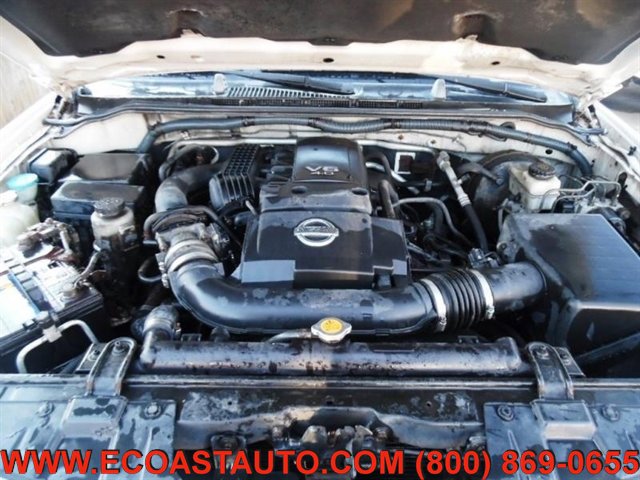Used 2005 Nissan Frontier SE w/ (P01) Power Pkg AWD/4WD image 4