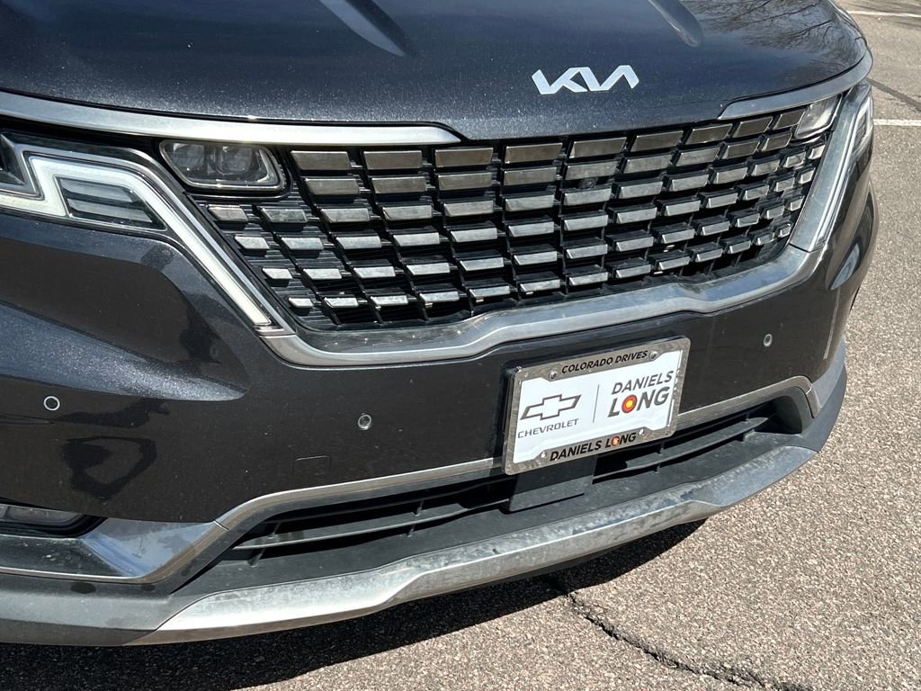 Used 2023 Kia Carnival SX Prestige image 28