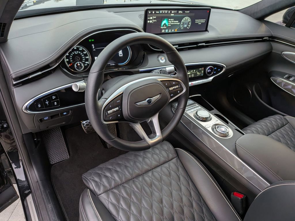 Used 2025 Genesis GV70 3.5T Sport Advanced w/ Sport Advanced Package image 12