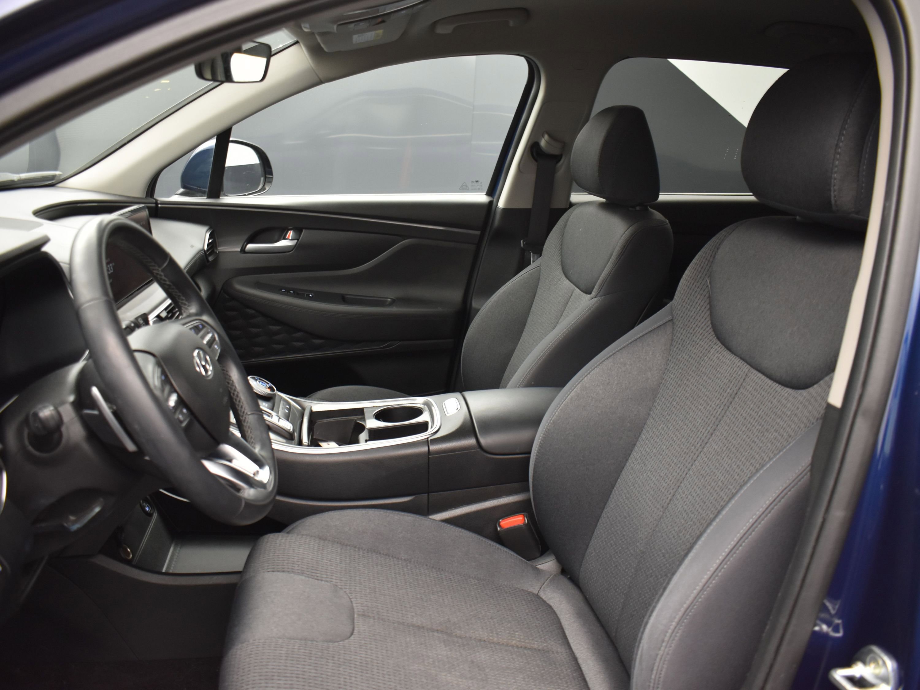 Used 2023 Hyundai Santa Fe SEL image 15