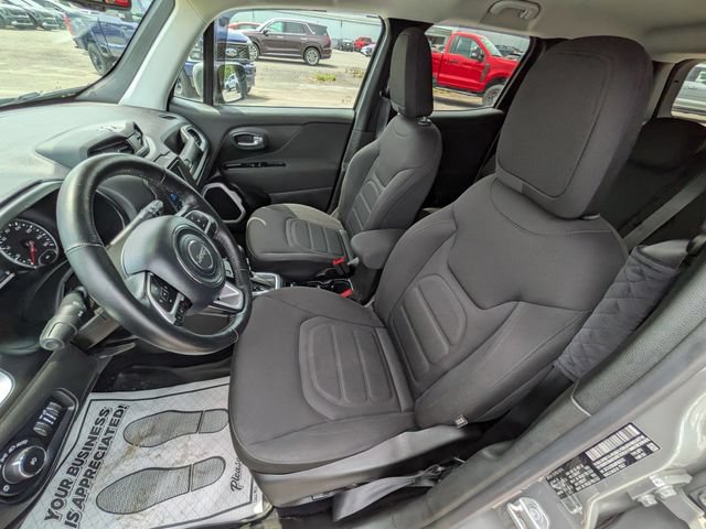 Used 2021 Jeep Renegade Latitude w/ Convenience Group AWD/4WD image 7
