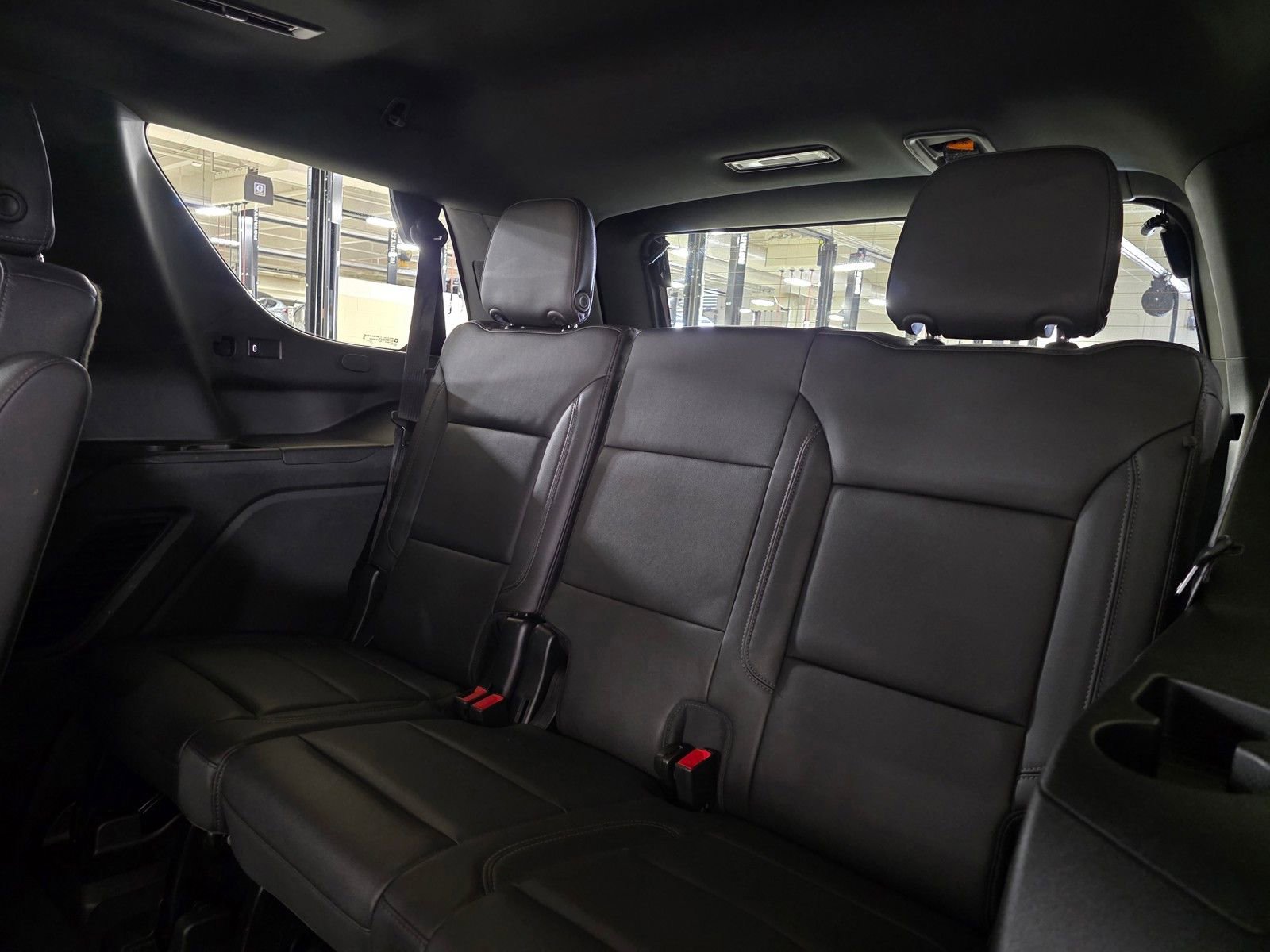 Used 2023 Chevrolet Tahoe Z71 AWD/4WD image 15