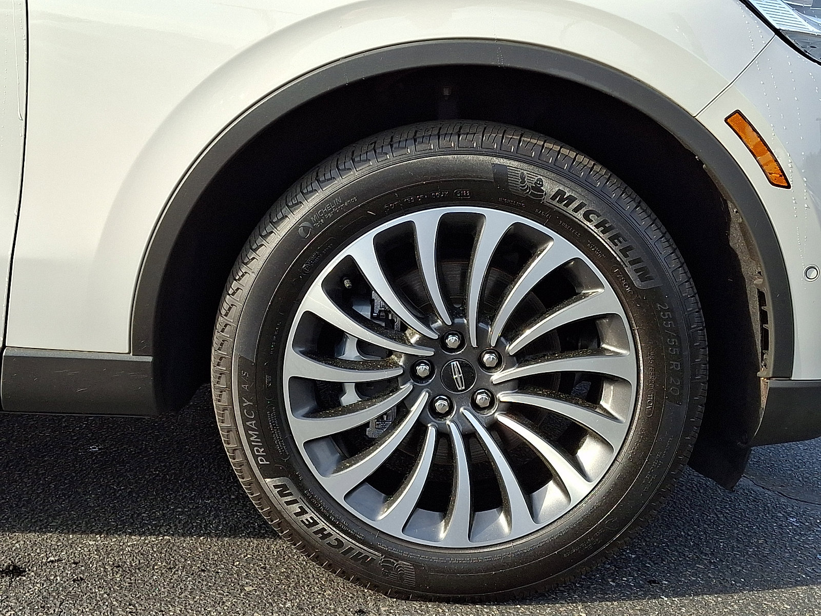 Certified 2023 Lincoln Aviator Reserve w/ Equipment Group 201A AWD/4WD image 8