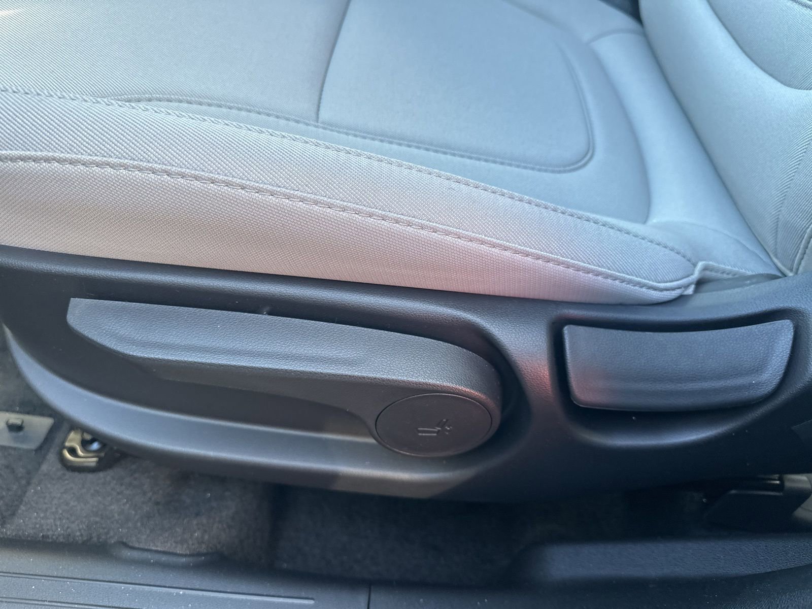 New 2026 Hyundai Tucson Blue SE image 12