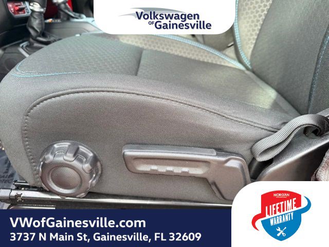 Used 2025 Jeep Wrangler Unlimited Rubicon 4xe w/ Convenience Group image 18