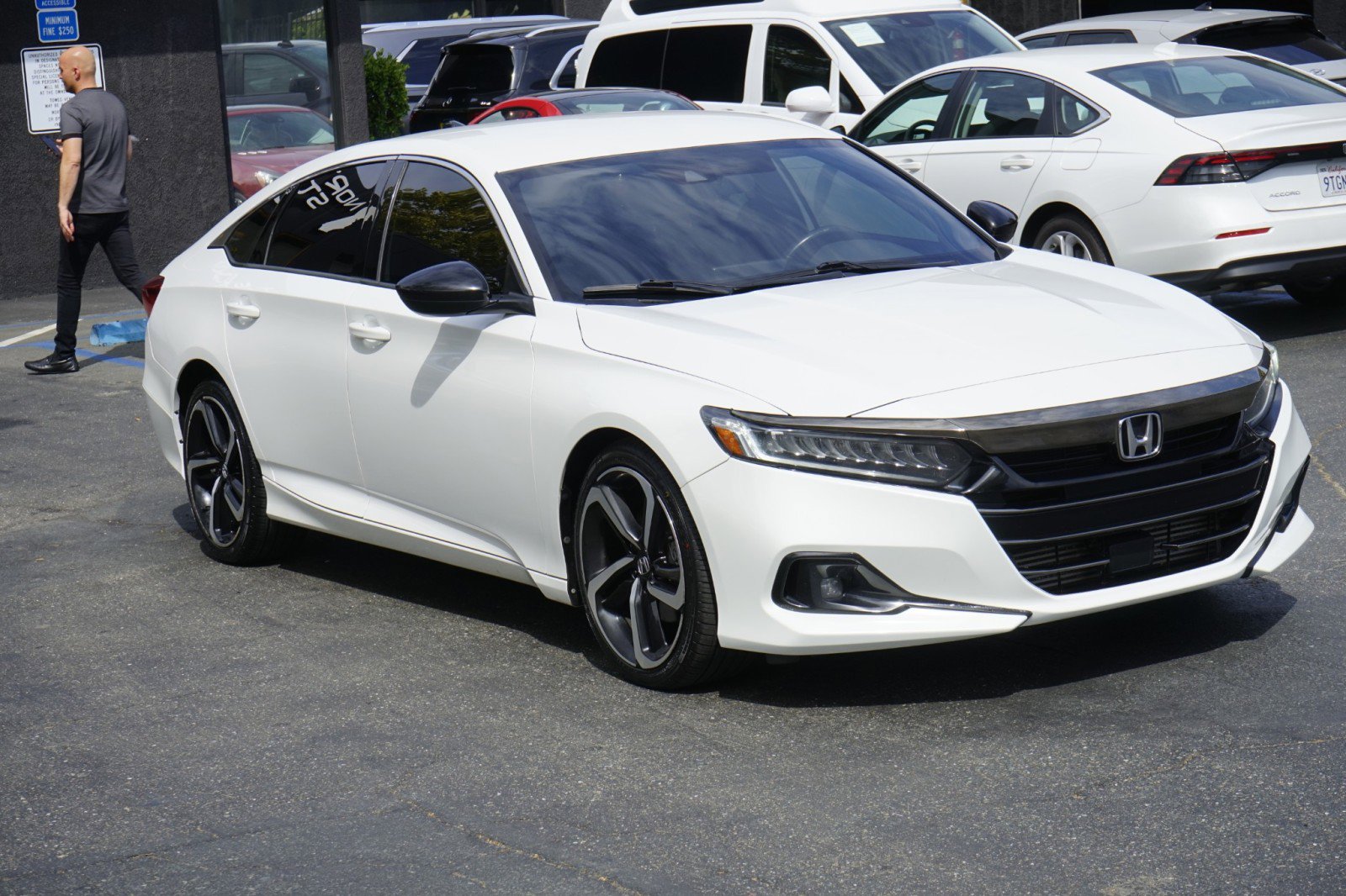Used 2021 Honda Accord Sport image 6