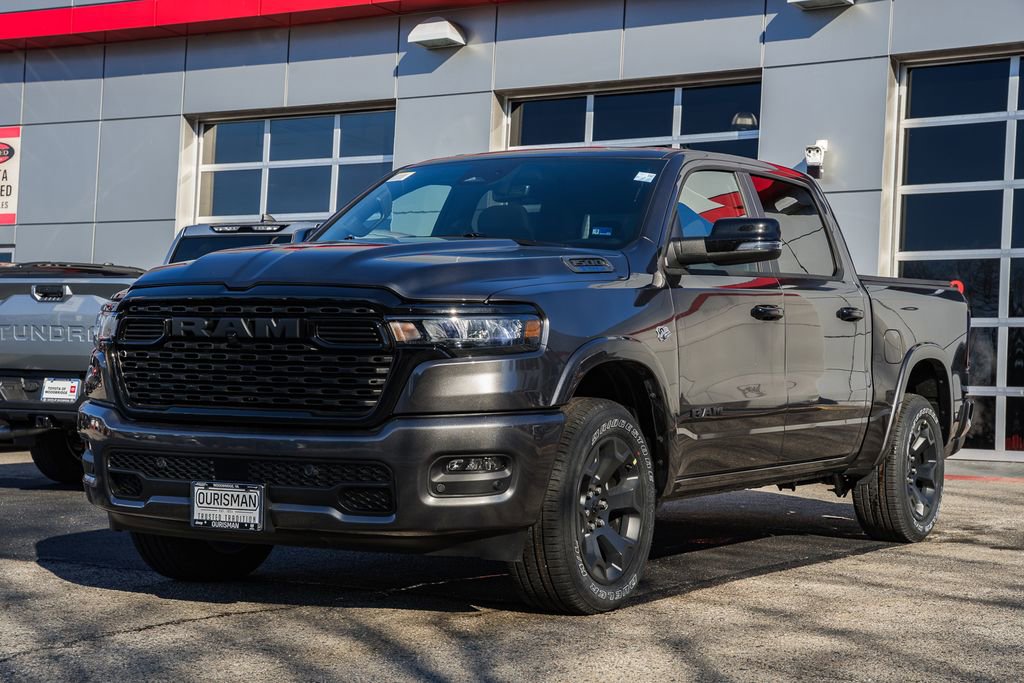 New 2026 RAM 1500 4x4 Crew Cab image 3
