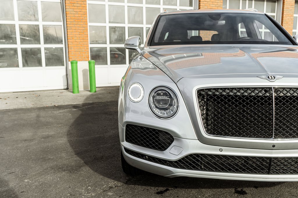 Used 2019 Bentley Bentayga image 51