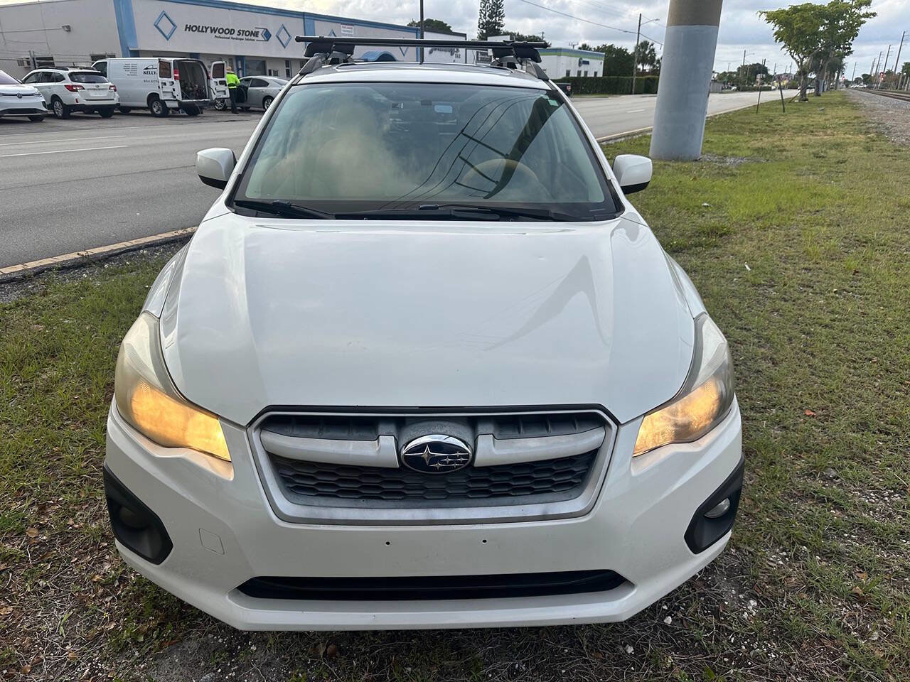 Used 2014 Subaru Impreza 2.0i Sport Limited w/ Popular Package #1 AWD/4WD image 2