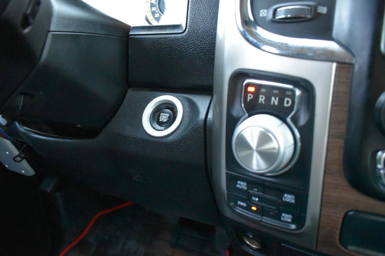 Used 2018 RAM 1500 Laramie w/ Convenience Group AWD/4WD image 42