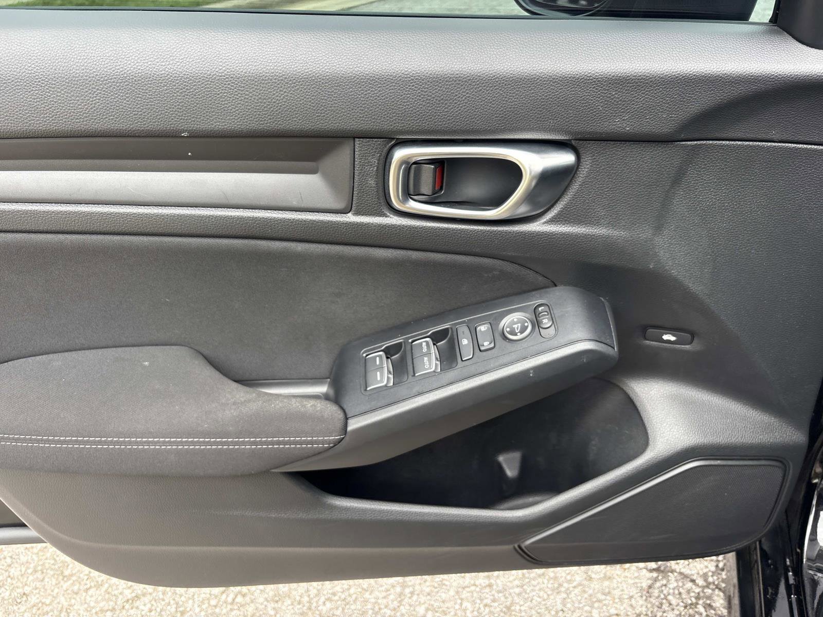 Used 2024 Honda Civic Sport image 12