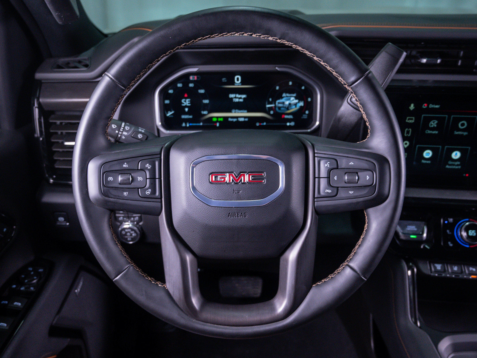 Used 2026 GMC Sierra 2500 AT4 w/ Technology Package AWD/4WD image 14