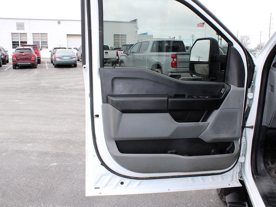 Used 2023 Ford F250 XL image 28