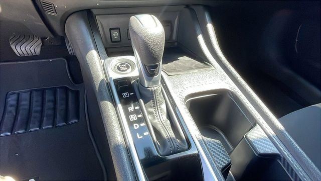 Used 2025 Nissan Sentra SV w/ Trunk Package image 16