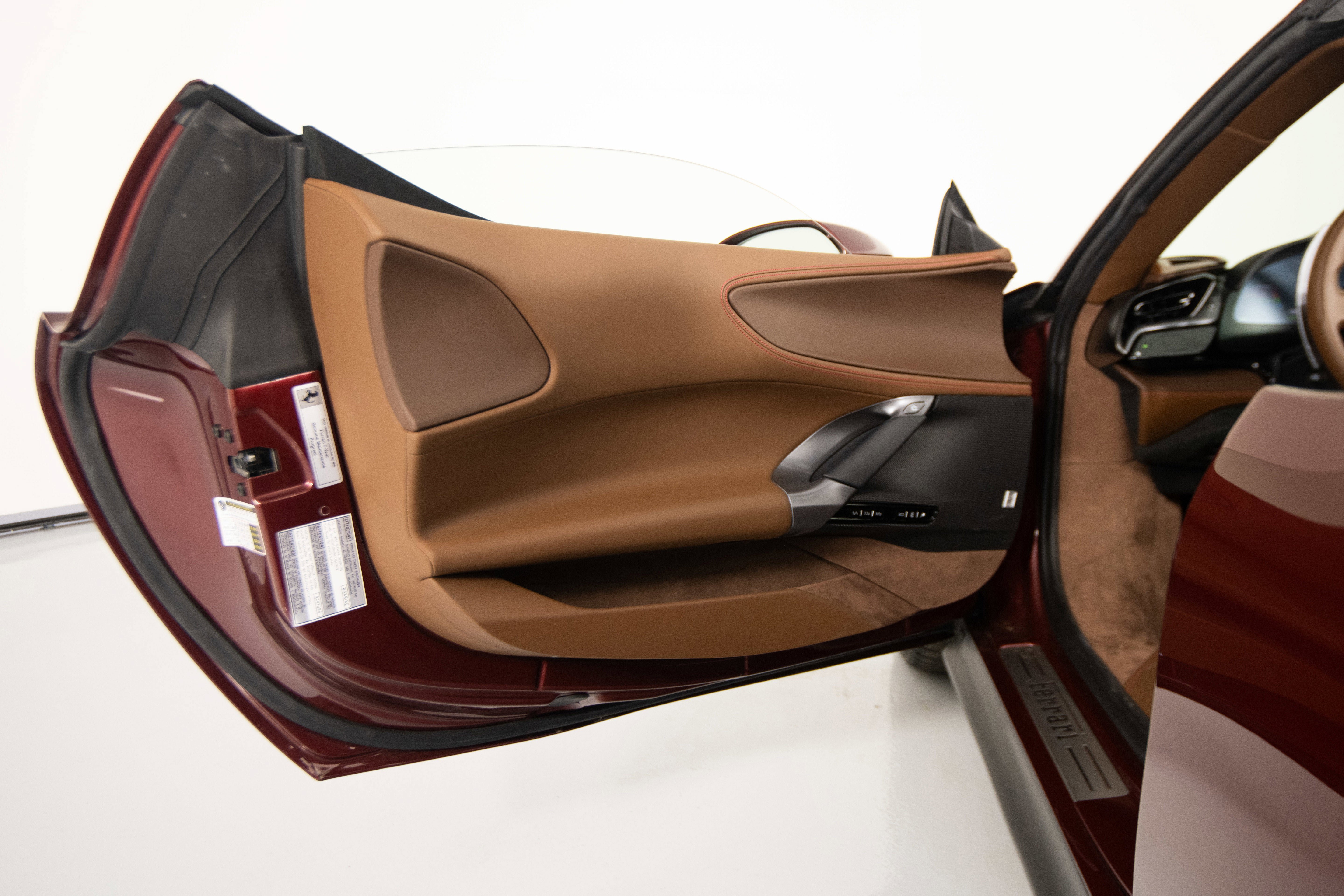 Certified 2025 Ferrari SF90 Spider AWD/4WD image 13