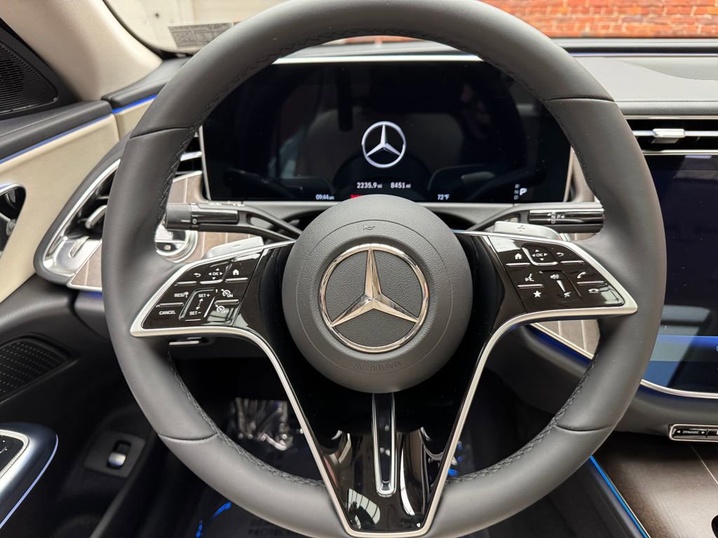 Certified 2025 Mercedes-Benz E 350 4MATIC Sedan image 13