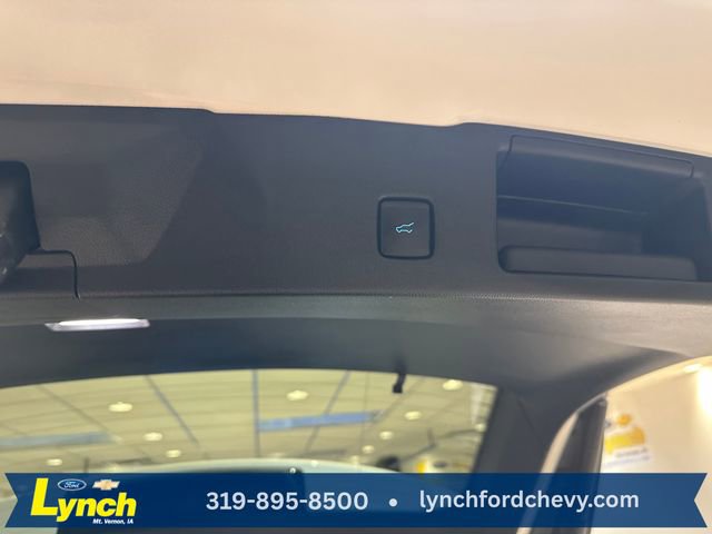 Used 2023 Ford Escape Platinum w/ Premium Technology Package image 21