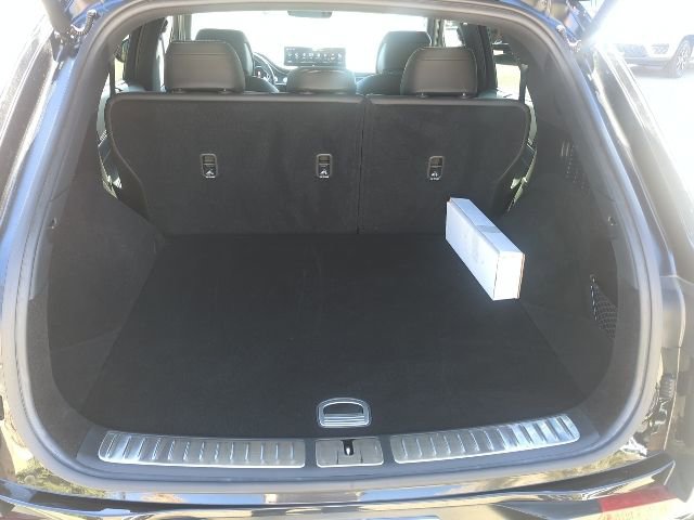 Used 2023 Genesis GV70 2.5T w/ Sport Prestige Package image 24