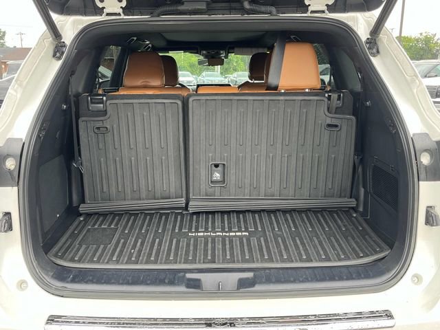 Used 2021 Toyota Highlander Platinum AWD/4WD image 11