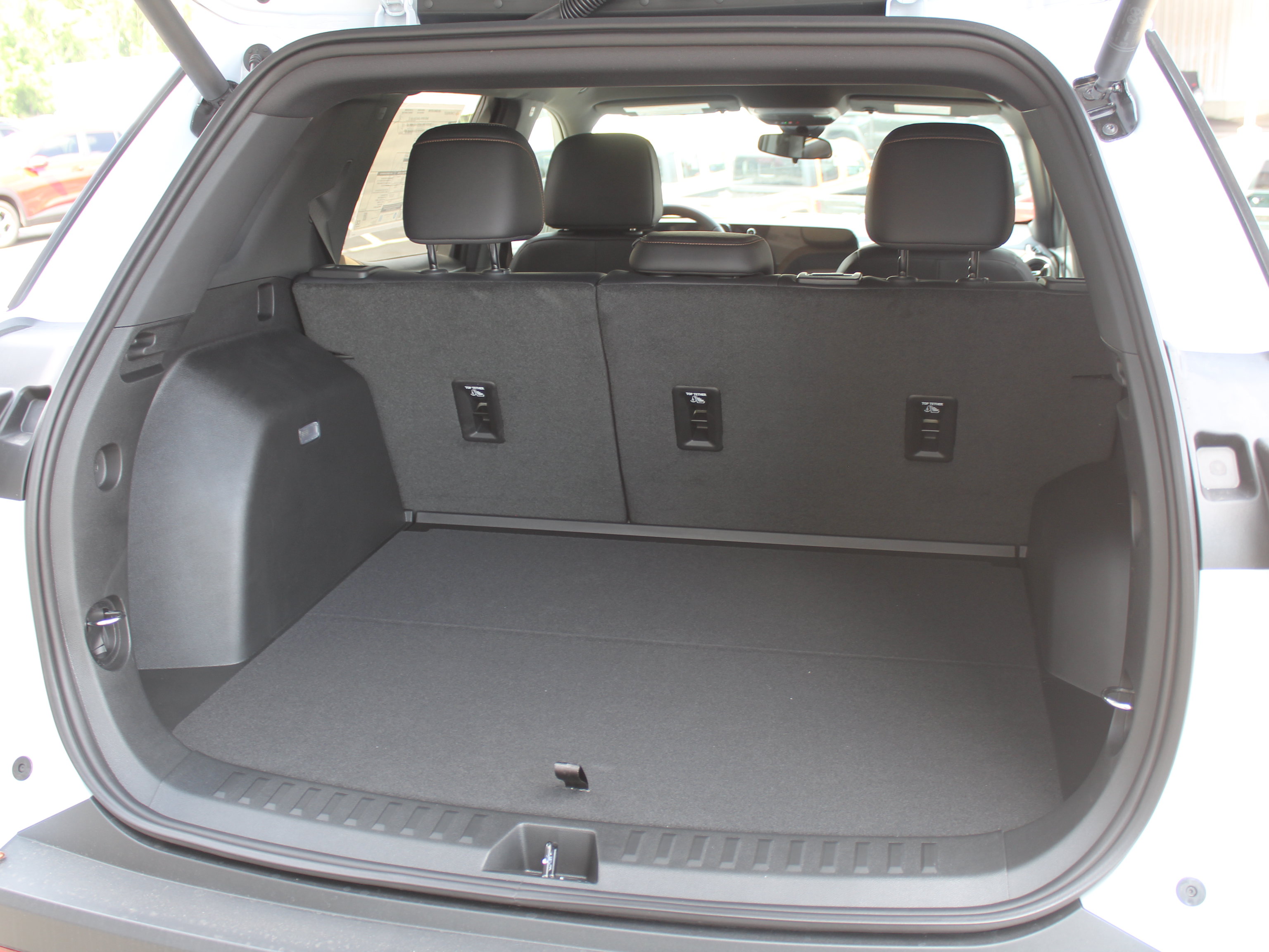 New 2026 Chevrolet Equinox ACTIV FWD image 17