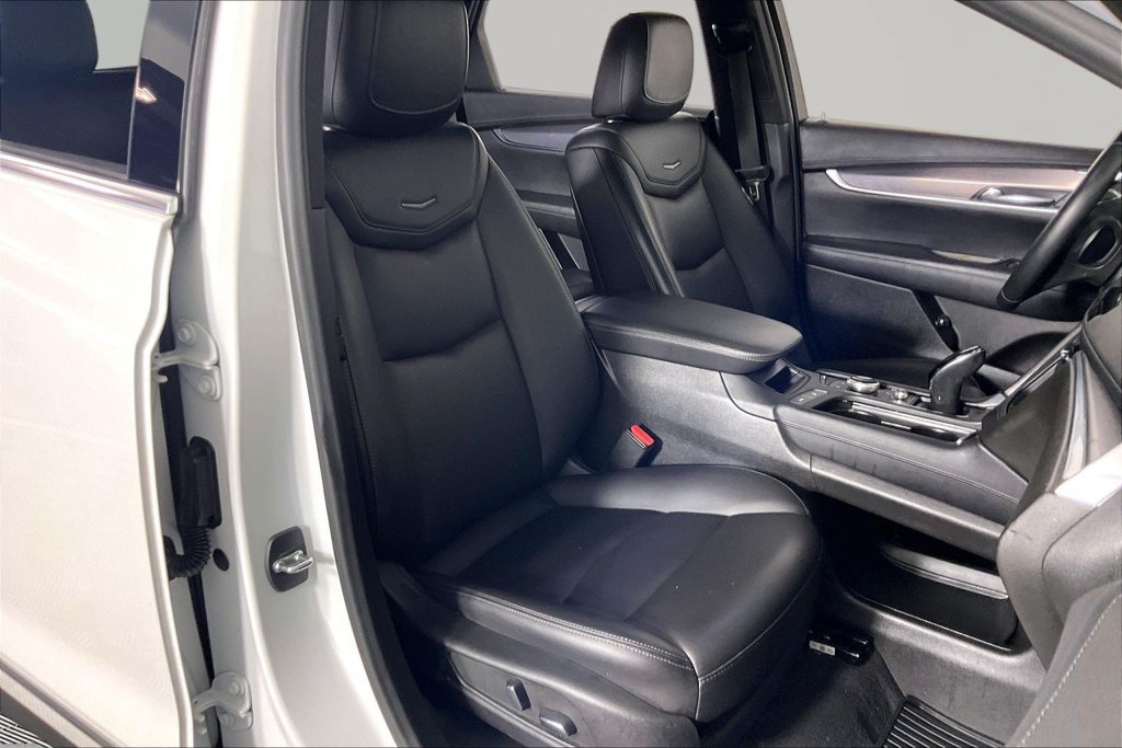 Certified 2022 Cadillac XT5 Luxury FWD image 25
