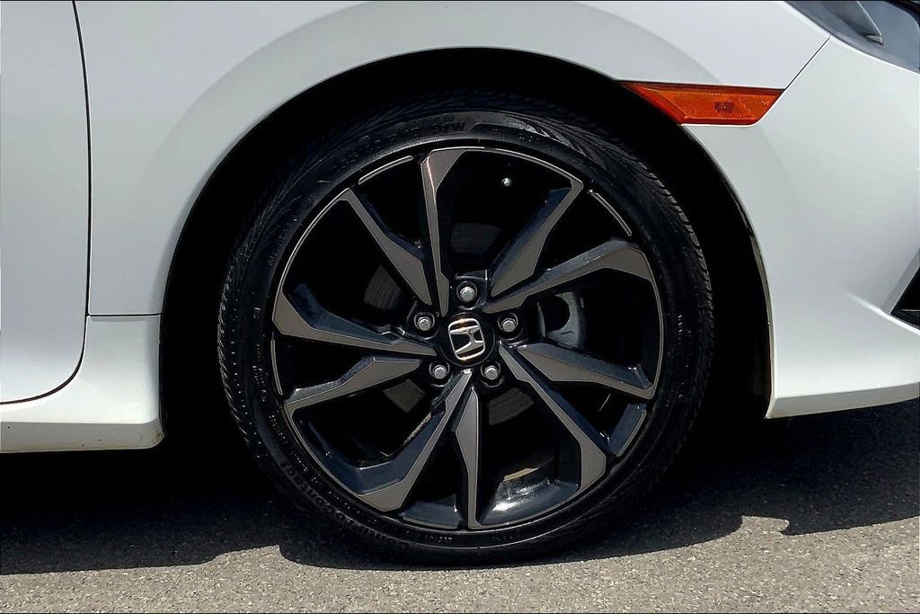 Used 2019 Honda Civic Sport image 9