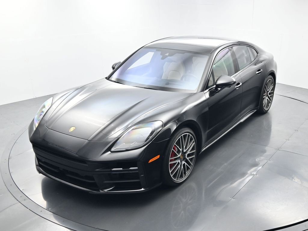 Certified 2026 Porsche Panamera GTS image 32