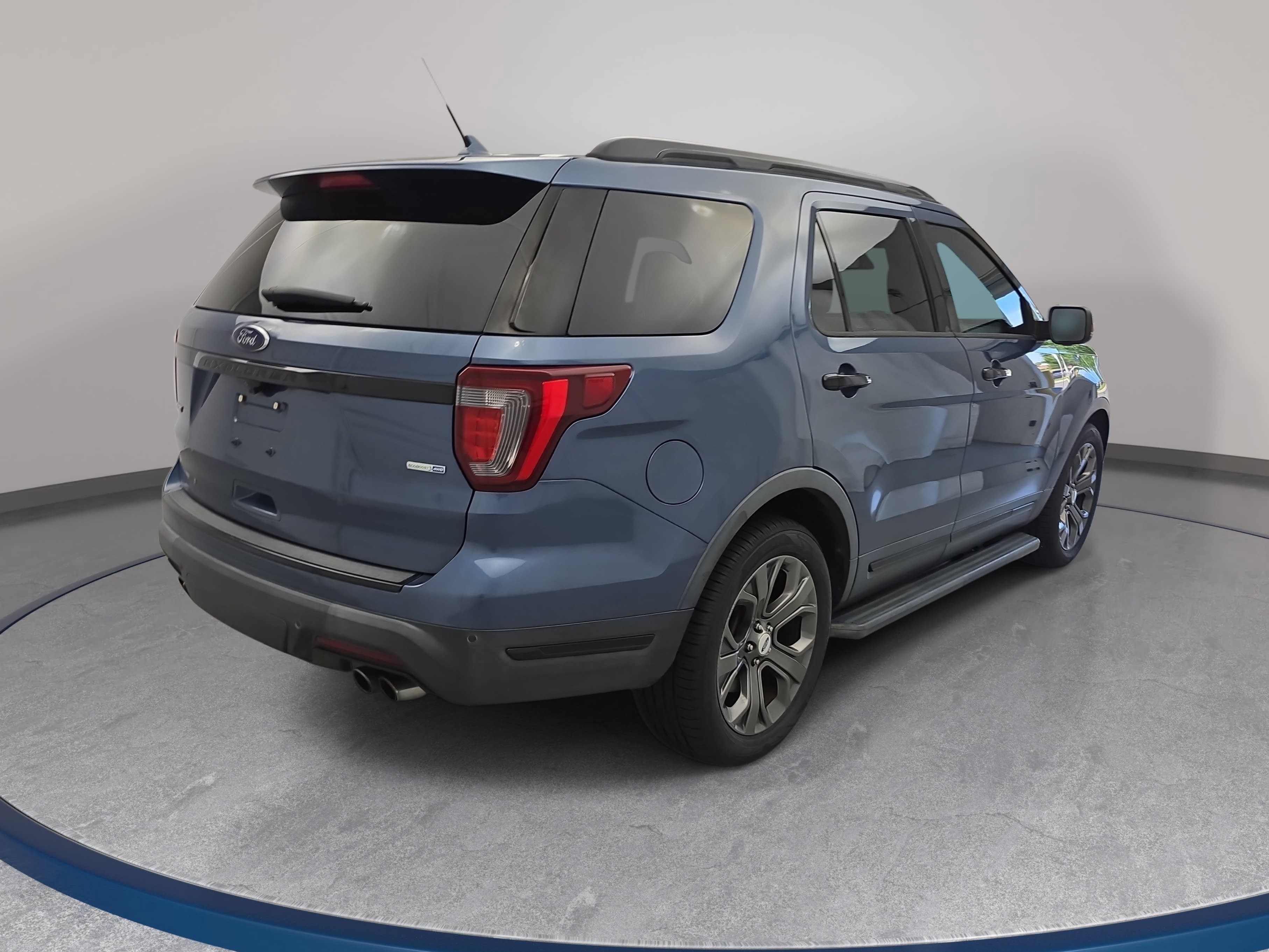 Used 2018 Ford Explorer Sport w/ Equipment Group 401A AWD/4WD image 5