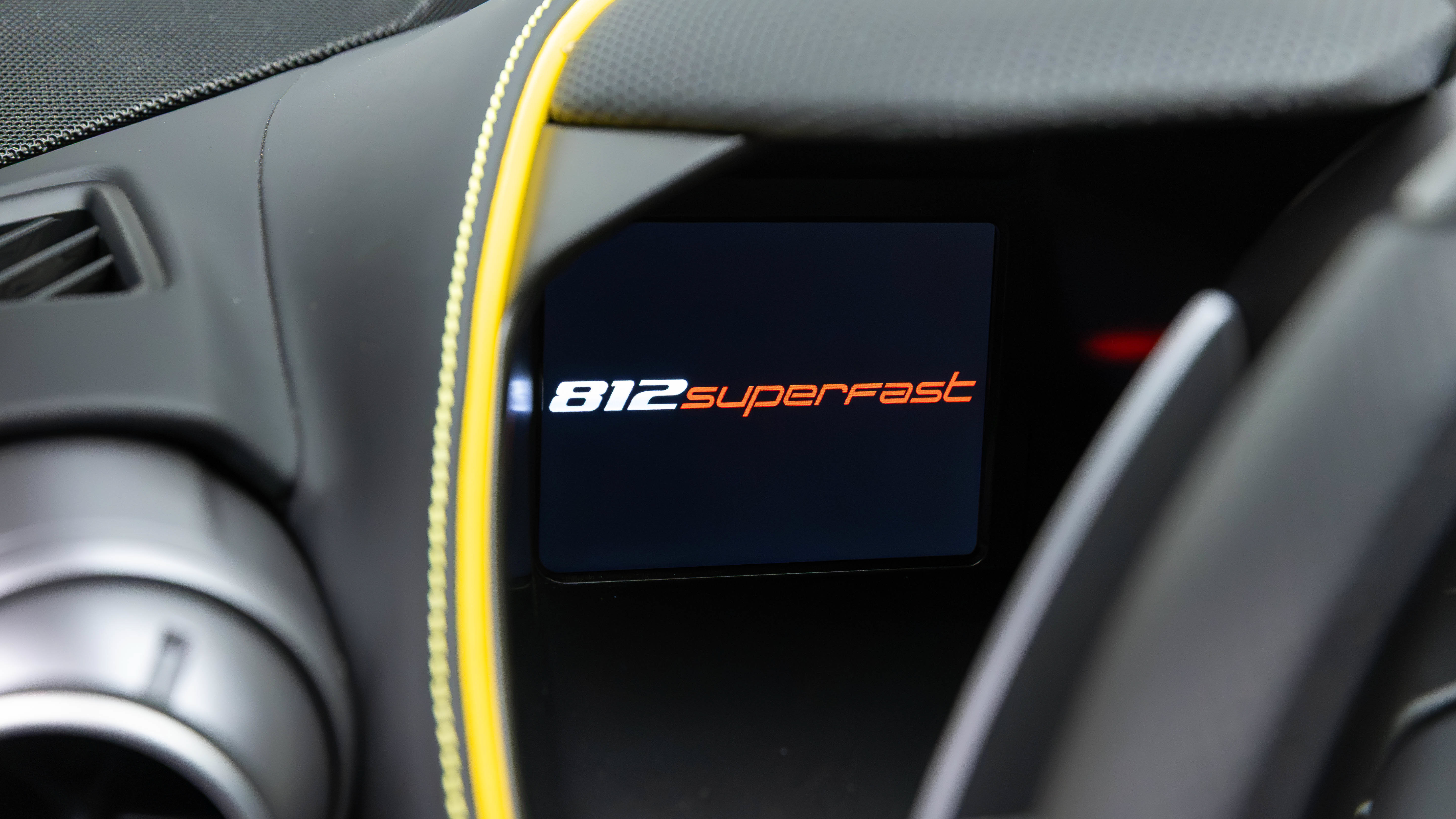 Used 2020 Ferrari 812 Superfast RWD image 20