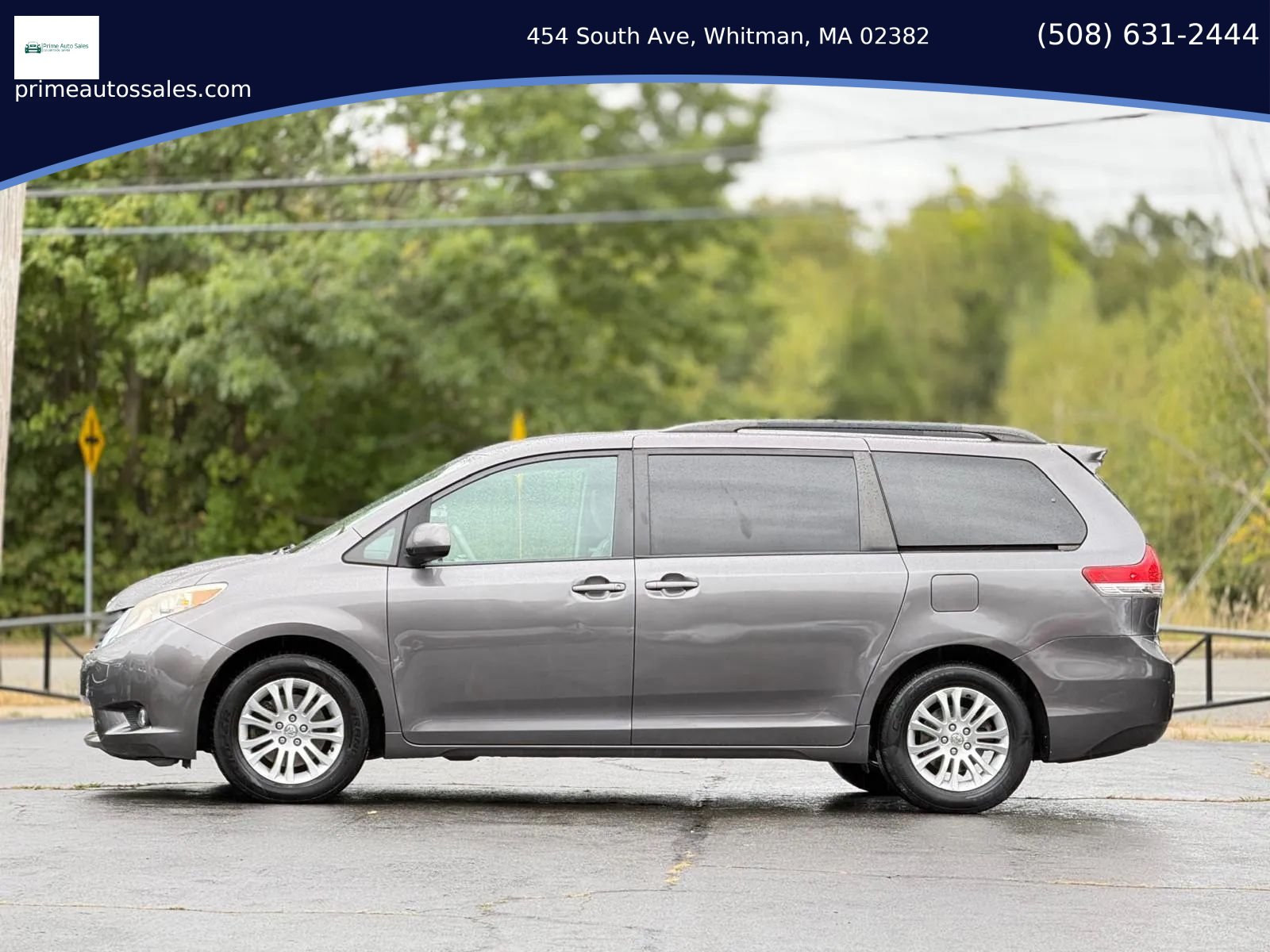 Used 2011 Toyota Sienna XLE w/ Entertainment Pkg FWD image 35