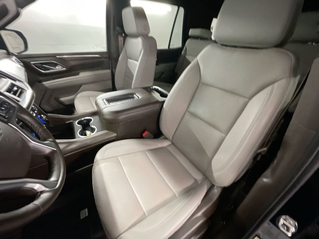 Used 2023 Chevrolet Tahoe Z71 w/ Luxury Package image 20
