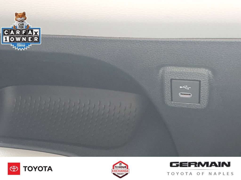 Used 2026 Toyota Corolla LE FWD image 31