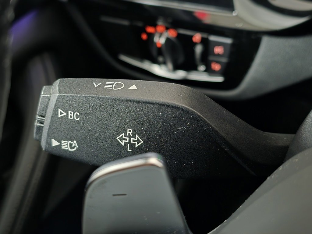 Used 2022 BMW 530i xDrive w/ M Sport Package image 20