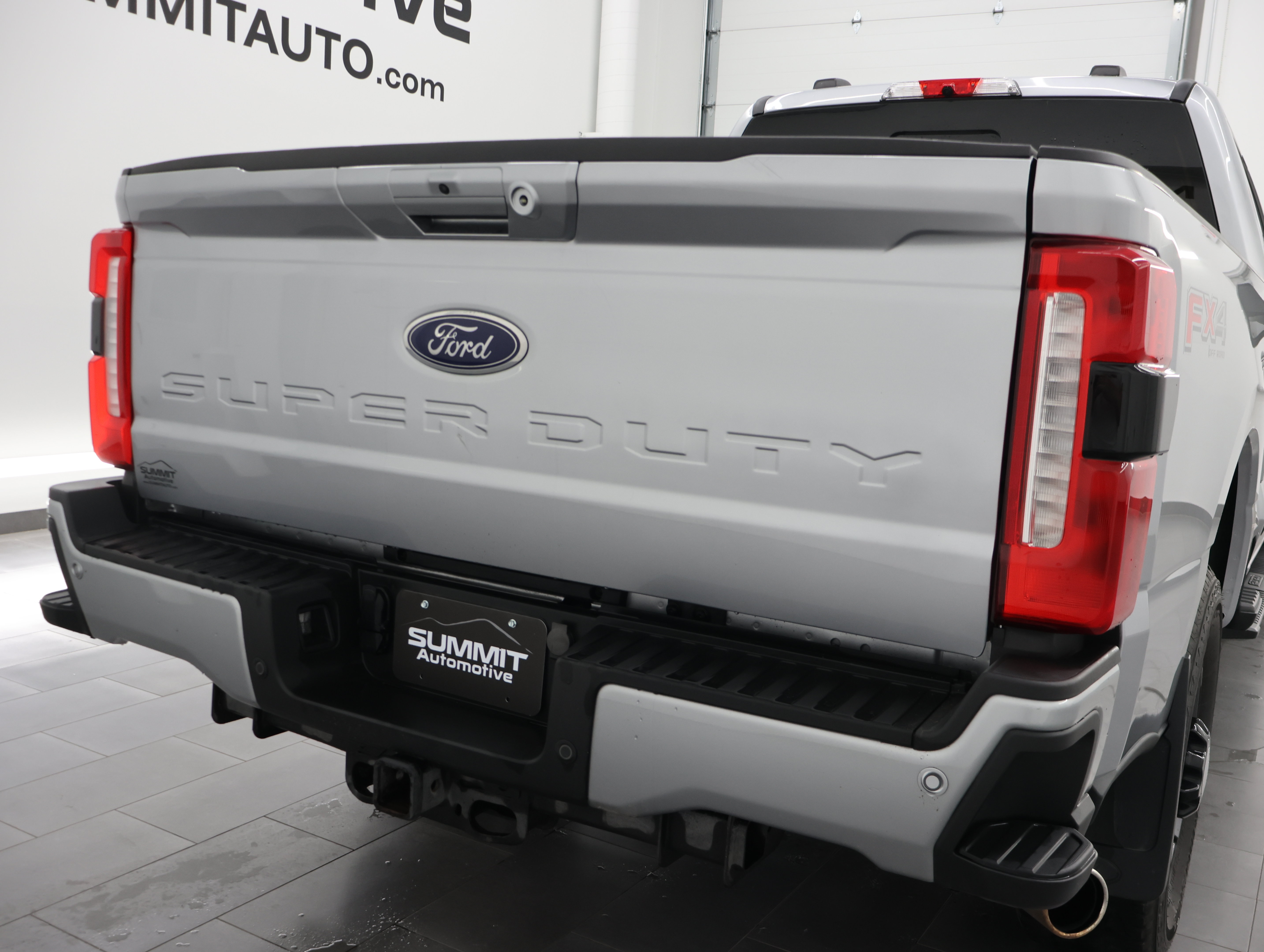 Used 2023 Ford F350 Lariat w/ Lariat Ultimate Package AWD/4WD image 31