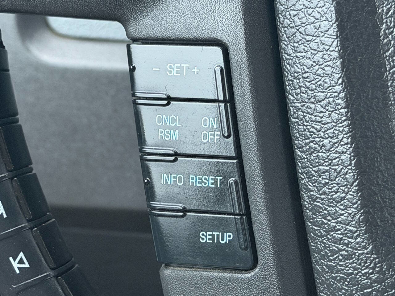 Used 2011 Ford F150 STX w/ STX Decor Pkg image 26