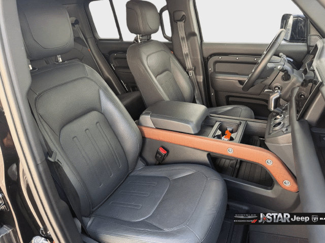 Used 2024 Land Rover Defender 110 X AWD/4WD image 12