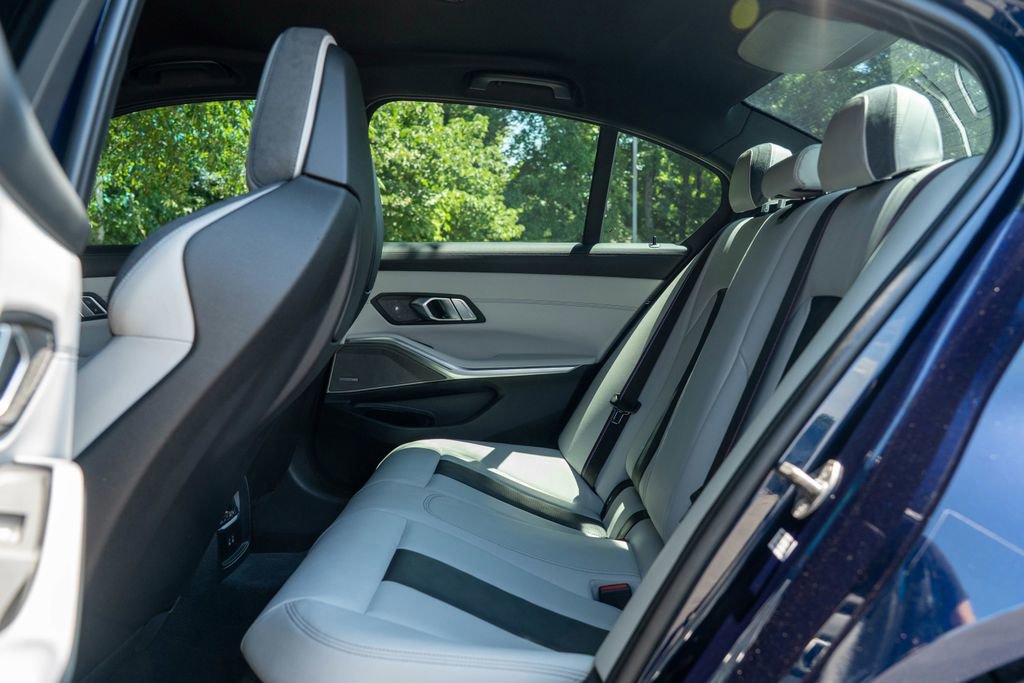 Used 2023 BMW M3 Competition image 30