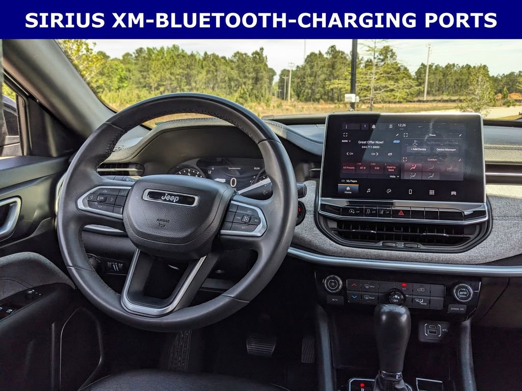 Used 2024 Jeep Compass Latitude AWD/4WD image 11