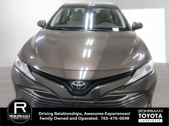 Used 2018 Toyota Camry XLE image 11