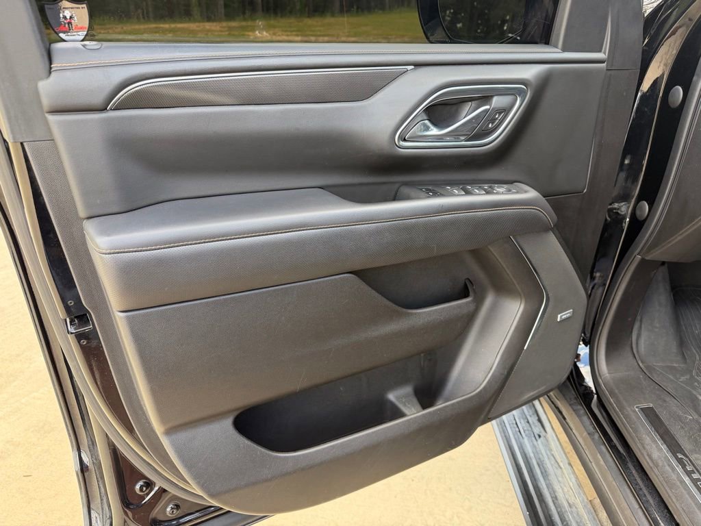 Used 2021 GMC Yukon AT4 w/ AT4 Premium Plus Package AWD/4WD image 13