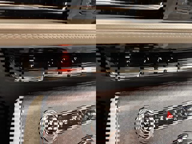 Used 2024 Lincoln Aviator Reserve w/ Equipment Group 201A image 21