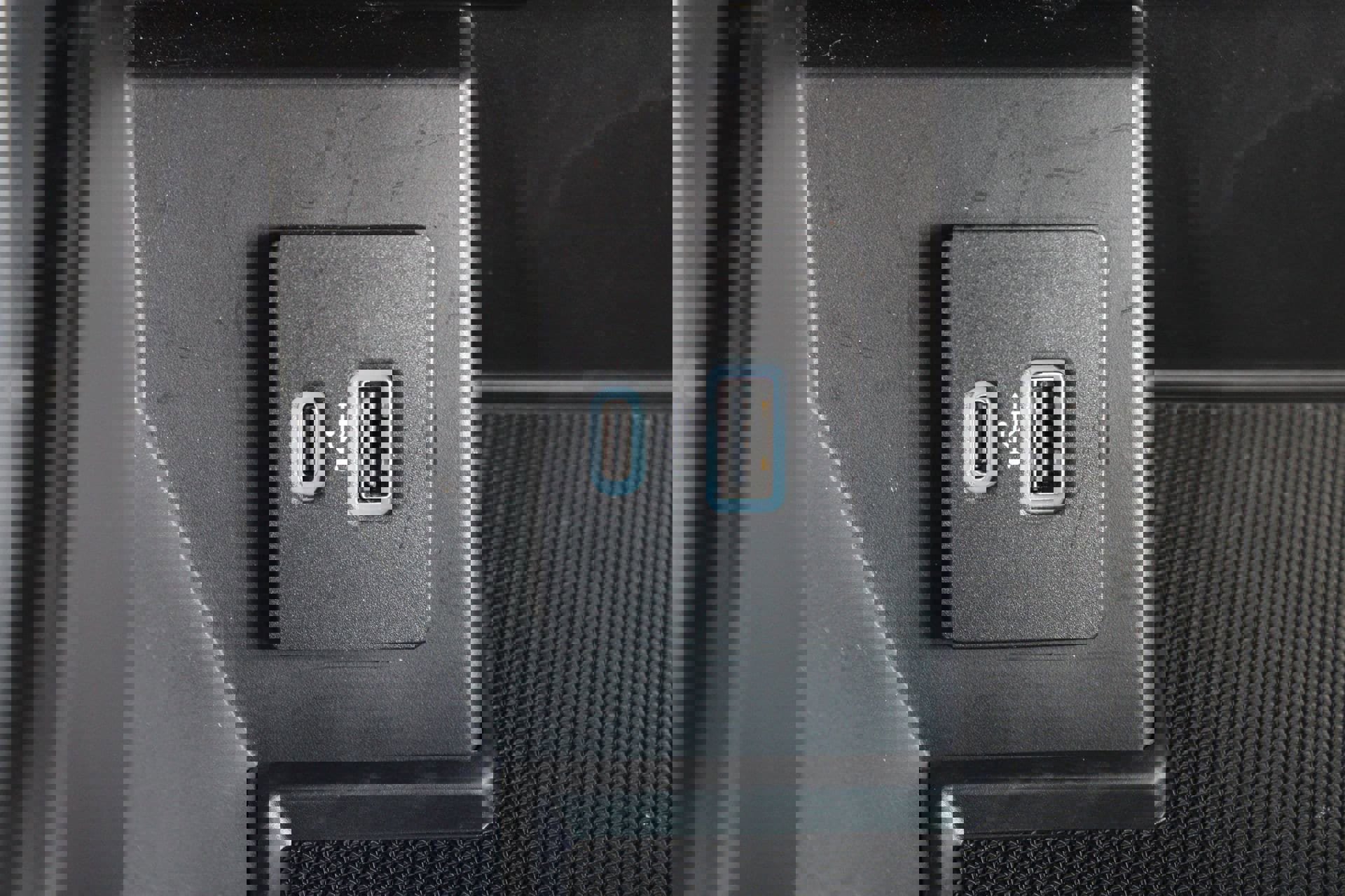 Used 2021 Ford F150 Lariat w/ FX4 Off-Road Package image 42