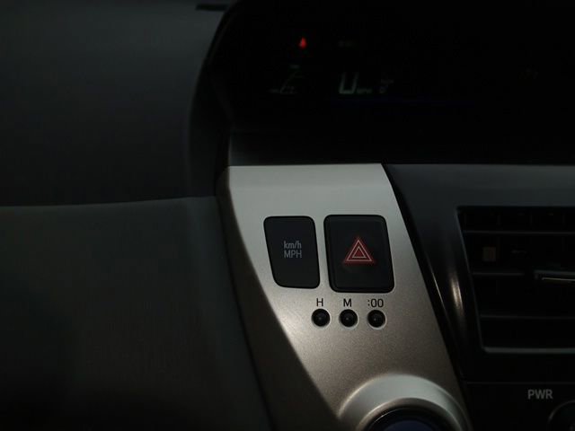 Used 2012 Toyota Prius V Three FWD image 28